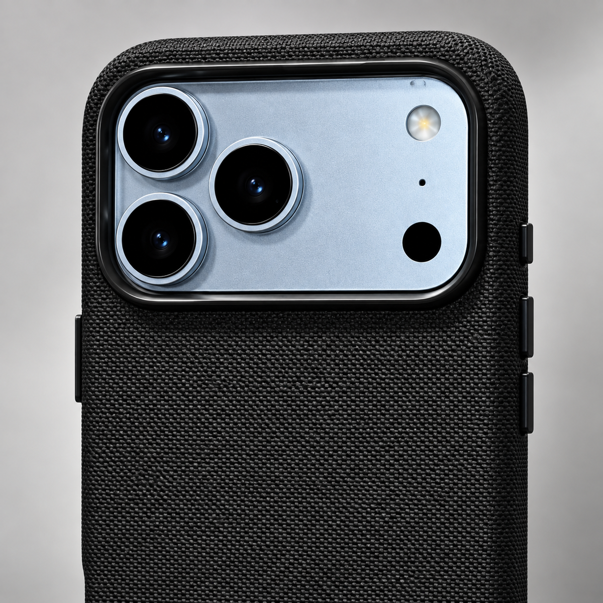 Woven Case for iPhone 18 Pro