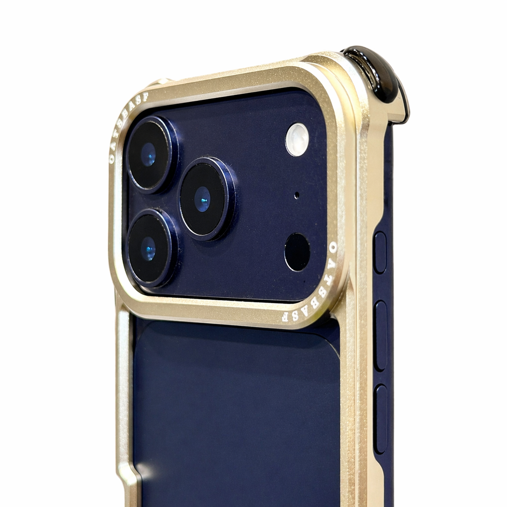 Edge Line Metal Case for iPhone 17 Pro Max