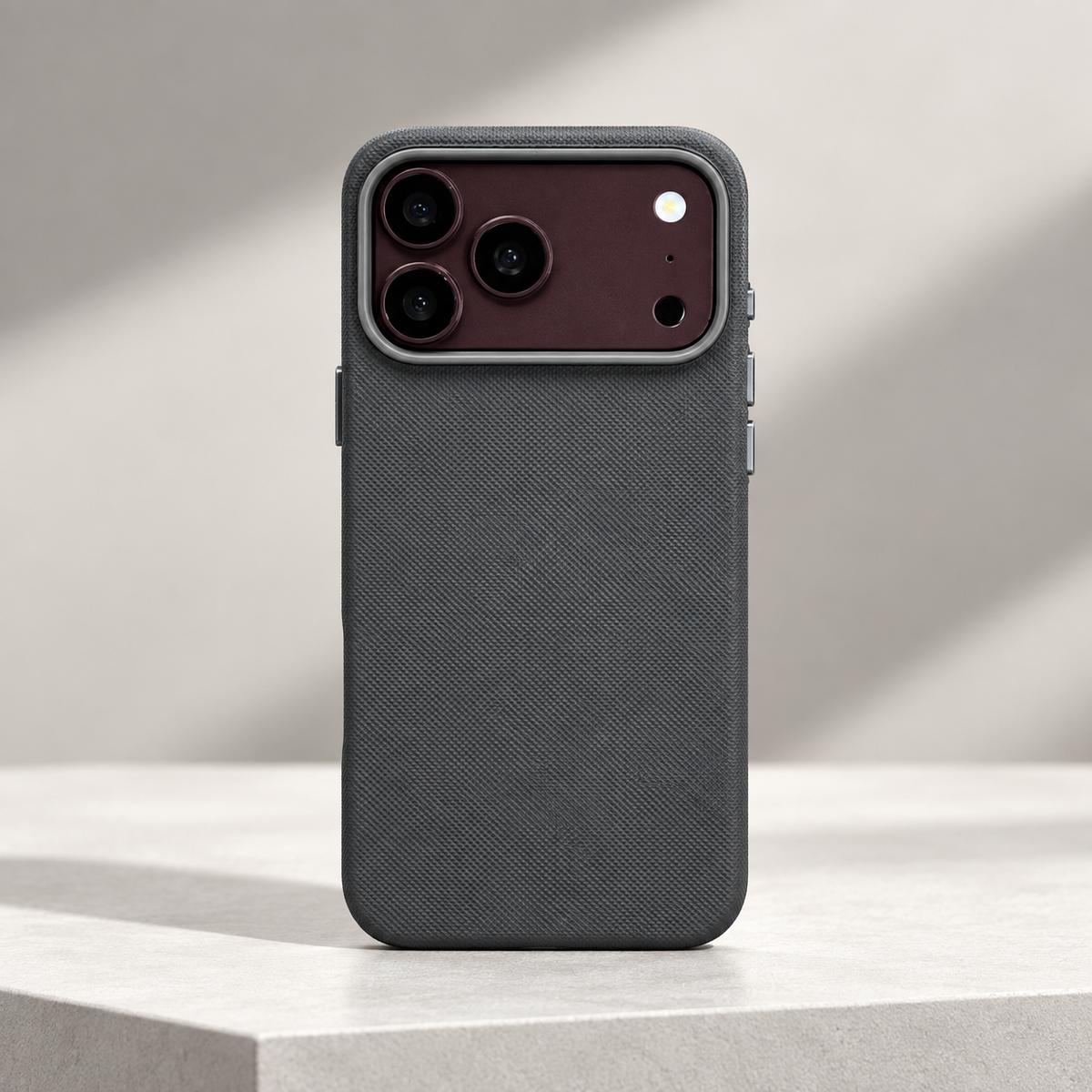 Woven Case for iPhone 18 Pro